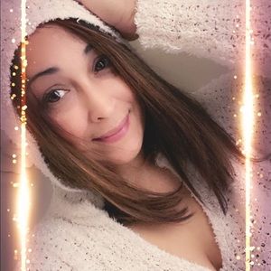 Meet your Posher, Beatriz